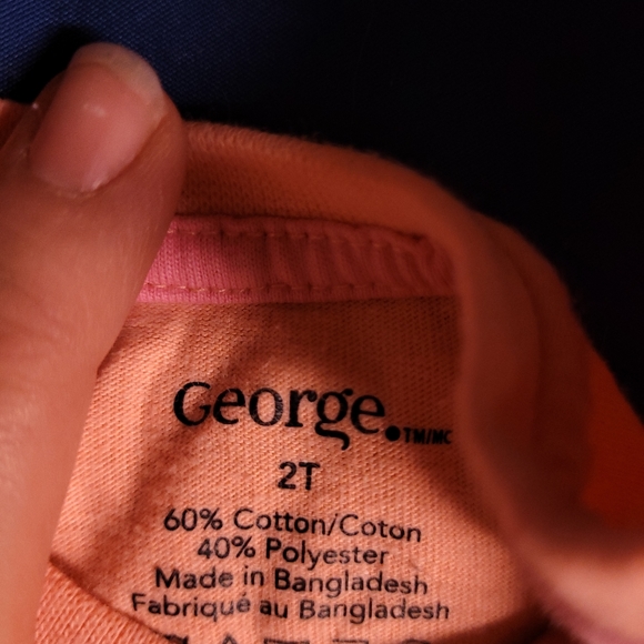 Graphic tee - Picture 2 of 2